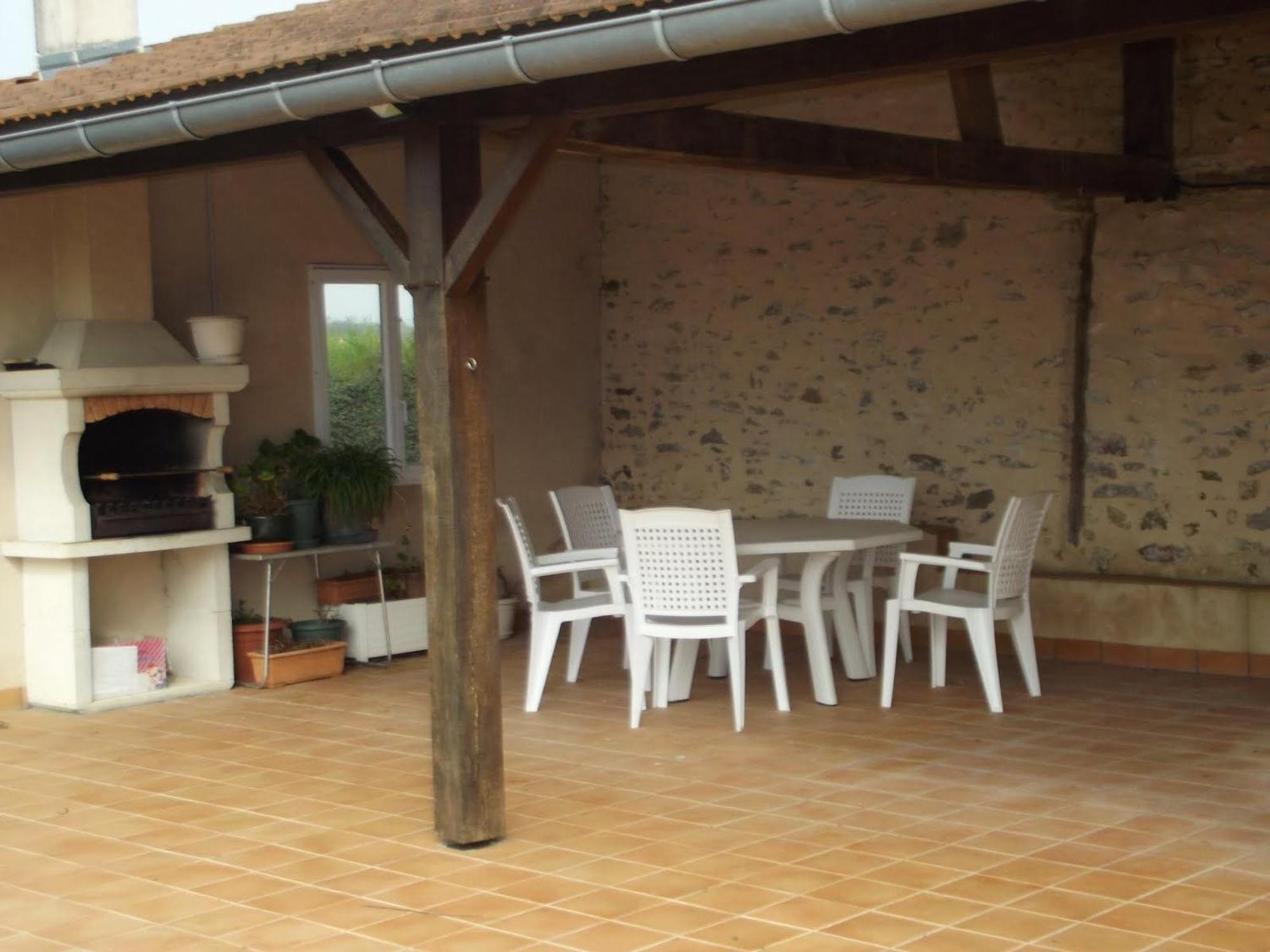 Chambres D'Hotes Au Calme Avec Salle De Jeux En Berry - Fr-1-591-678 Saulnay Esterno foto